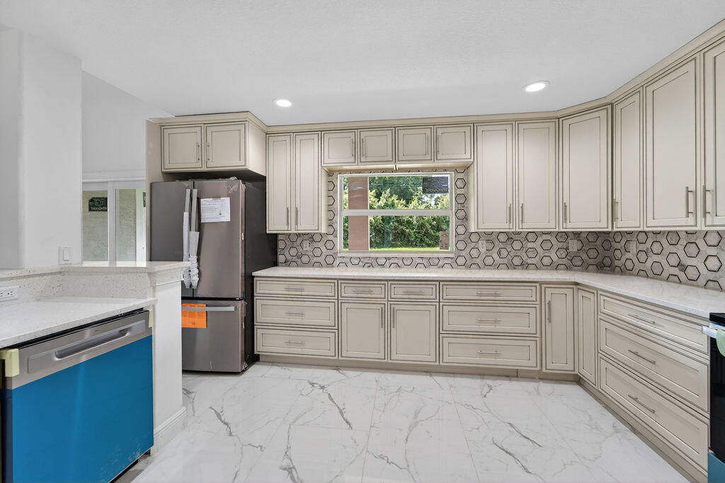 PORT ST LUCIE SECTION 37 - Residential