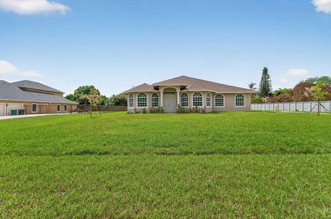 376 SW Paar Drive Port St Lucie FL 34953