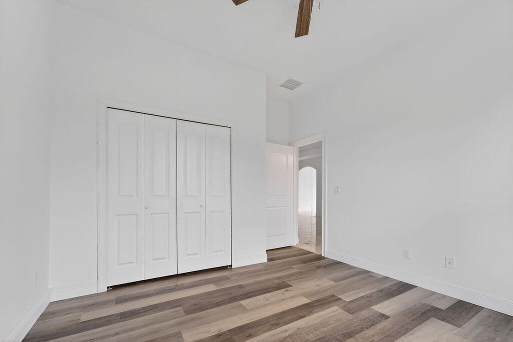 PORT ST LUCIE SECTION 37 - Residential