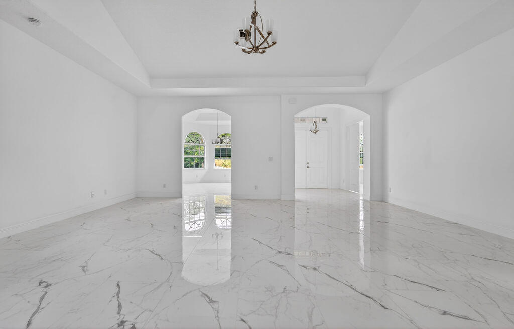 PORT ST LUCIE SECTION 37 - Residential