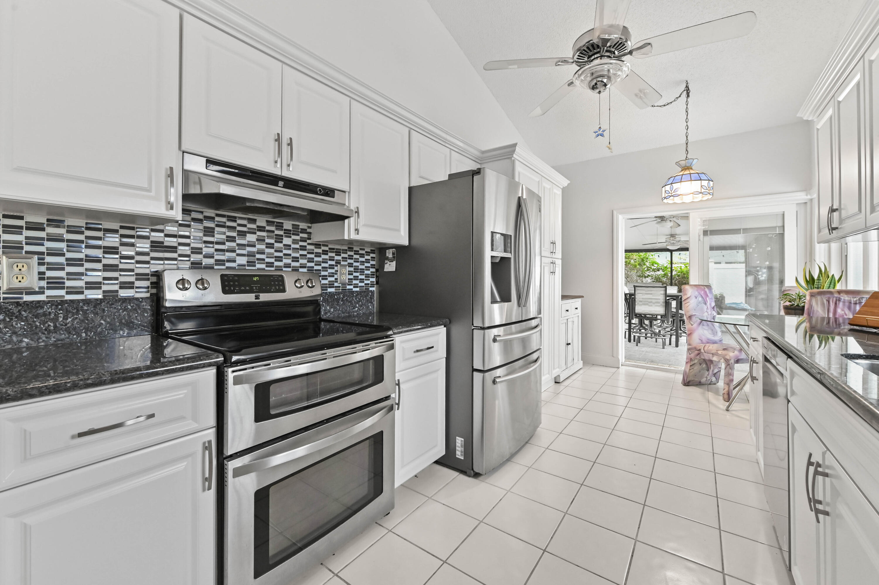 LAKES OF SHERBROOKE - Residential