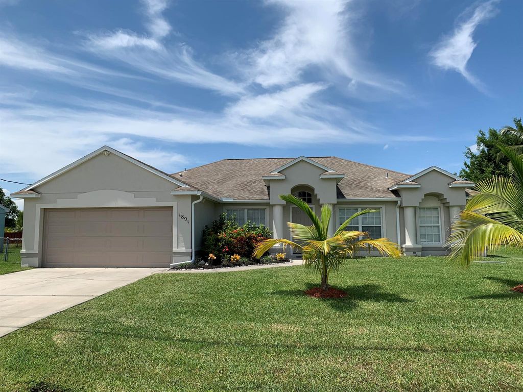 Photo of 1891 SE Mandrake Circle, Port Saint Lucie, FL 34952 (MLS # R11011370)