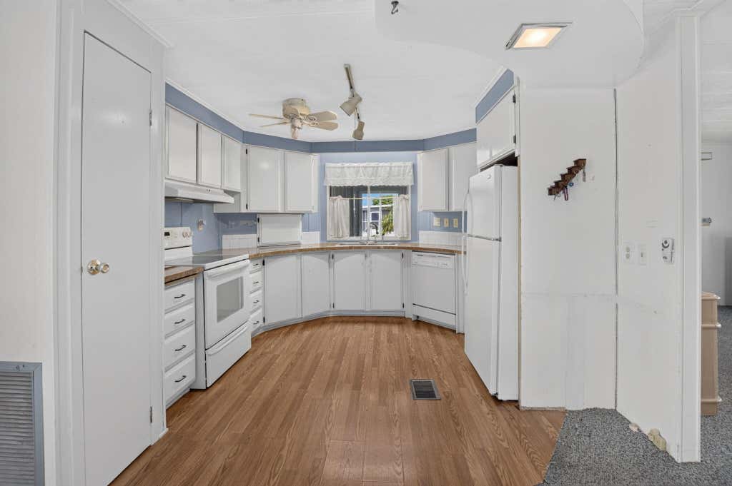 Photo of 39019 GAYLE BAY, Boynton Beach, FL 33436 (MLS # B26068569)