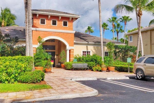 Photo of 4159 N Haverhill Road #1316, West Palm Beach, FL 33417 (MLS # B26067096)