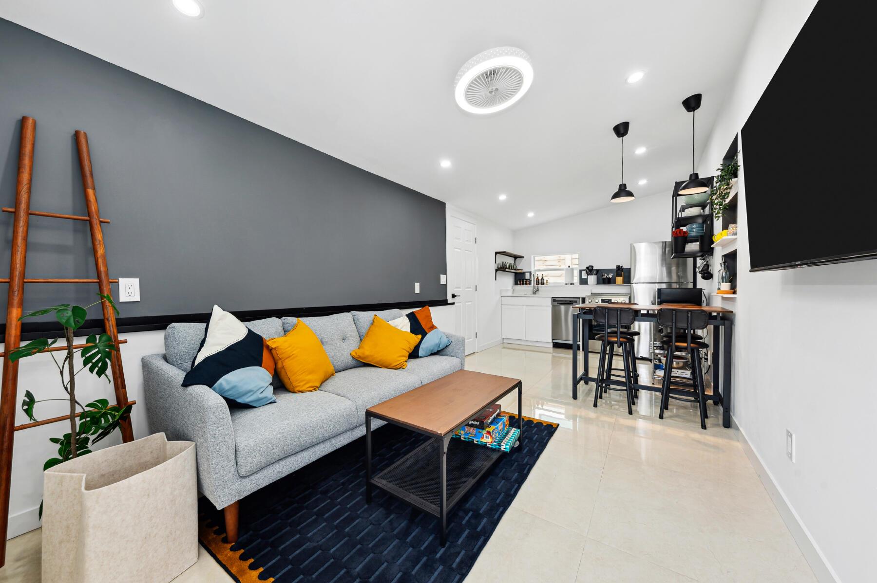 BELLE VUE ADD TO WPB - Residential Lease