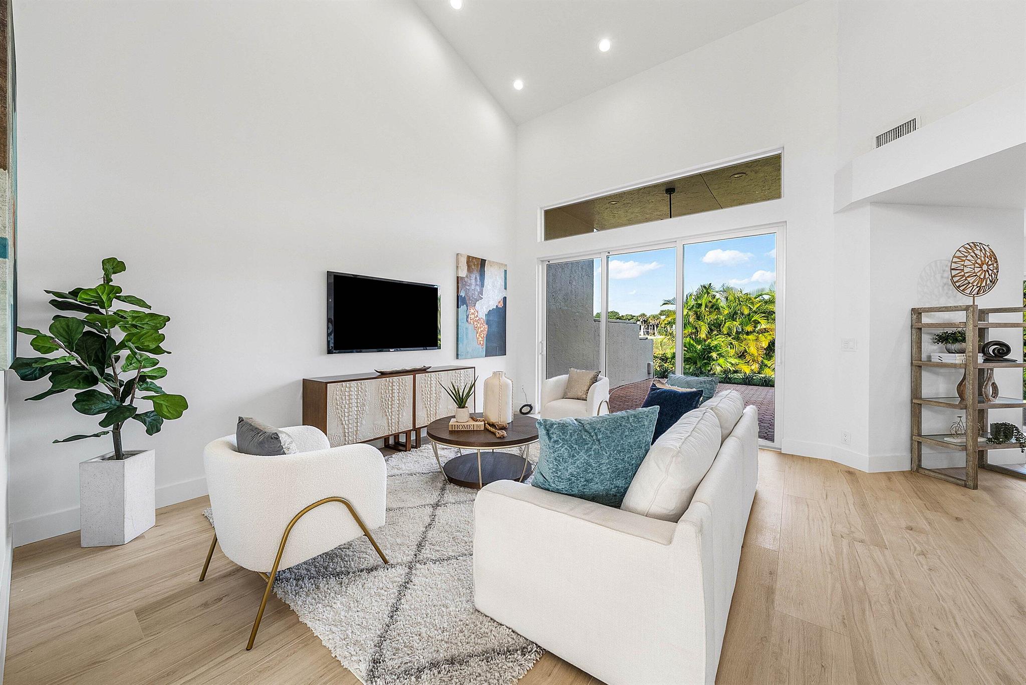 WINDSOR PARKE / POLO CLUB - Residential