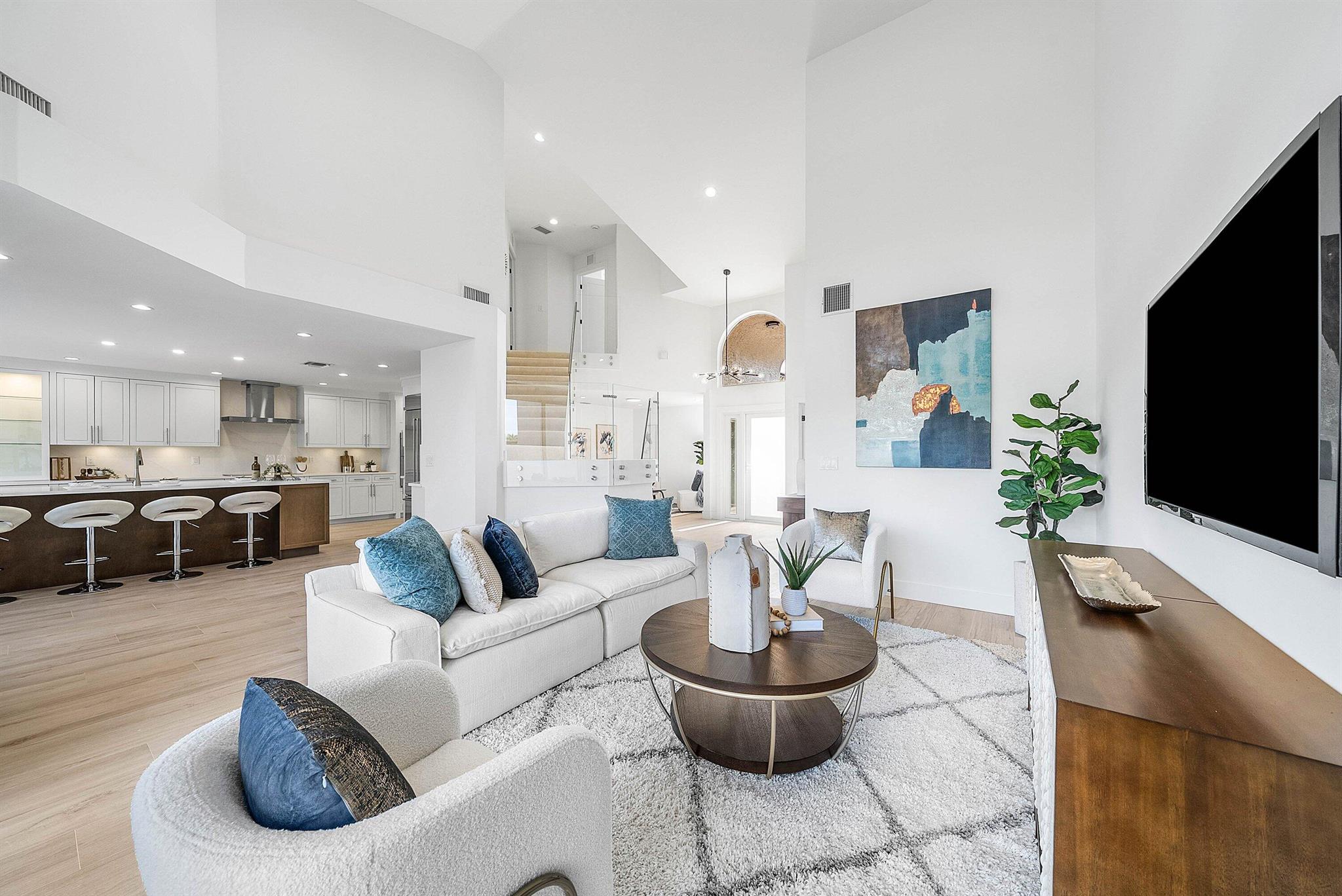 WINDSOR PARKE / POLO CLUB - Residential