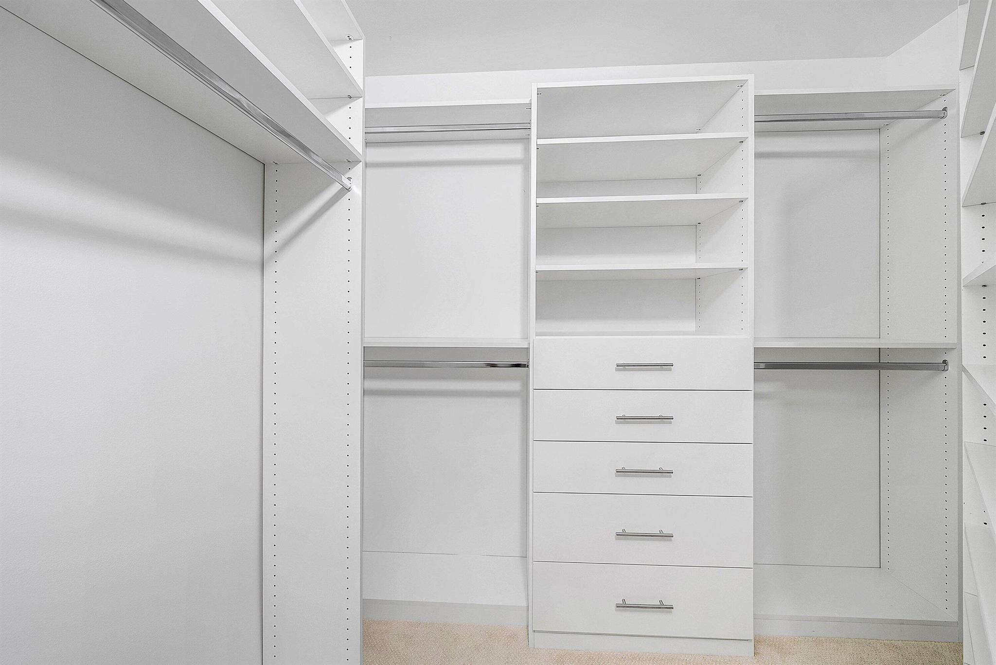 WINDSOR PARKE / POLO CLUB - Residential