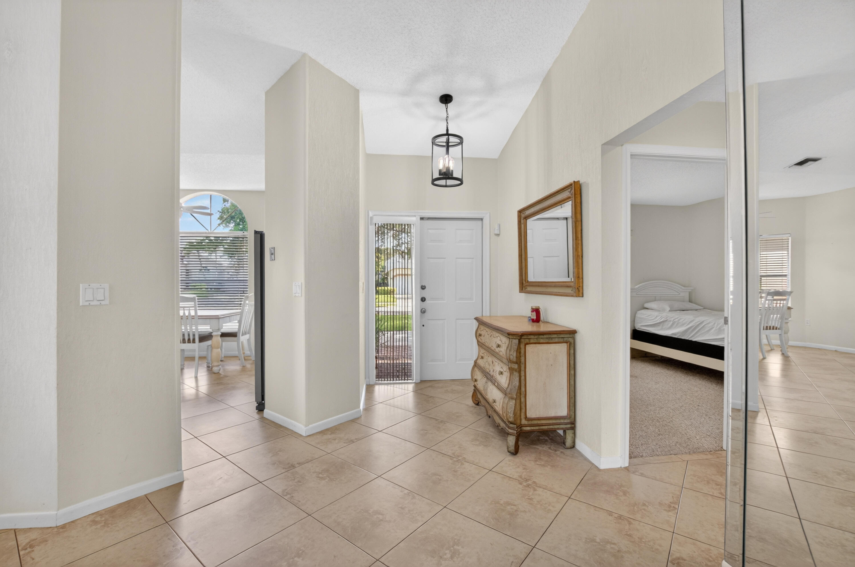 3820 NW 10th Street