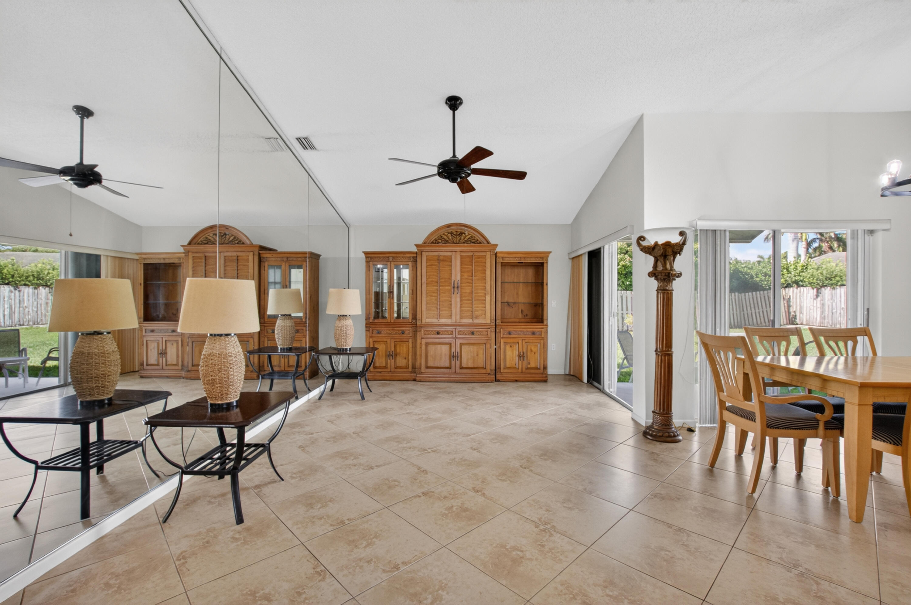 3820 NW 10th Street