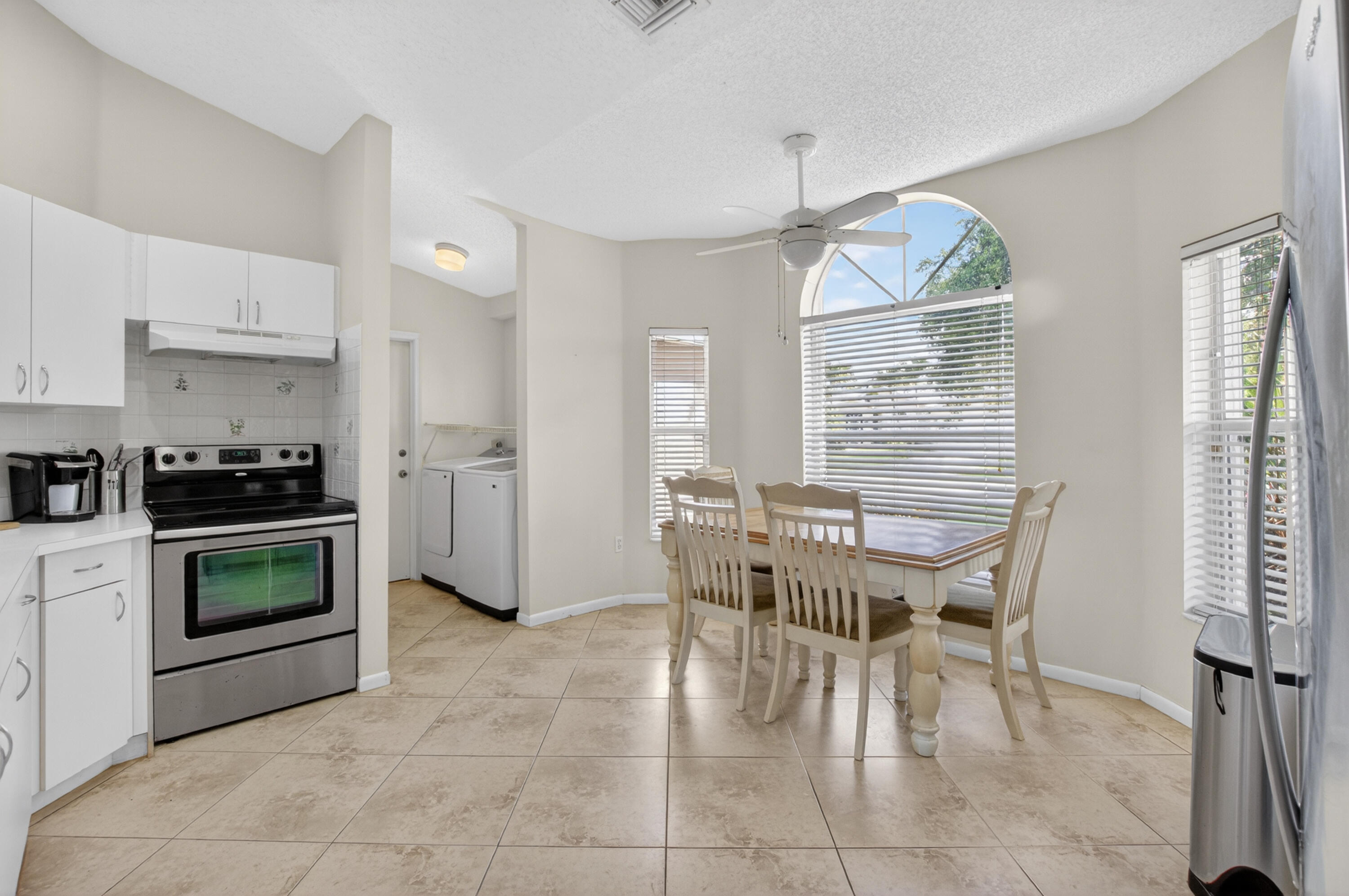 3820 NW 10th Street
