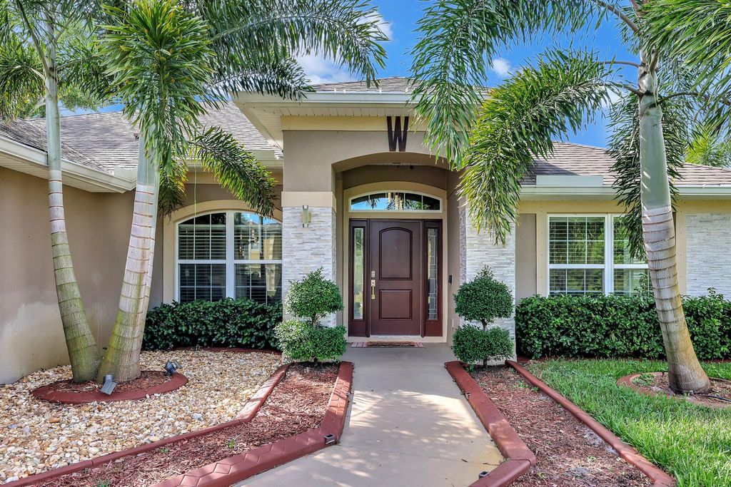 Photo of 236 SW Covington Road, Port Saint Lucie, FL 34953 (MLS # R10932564)