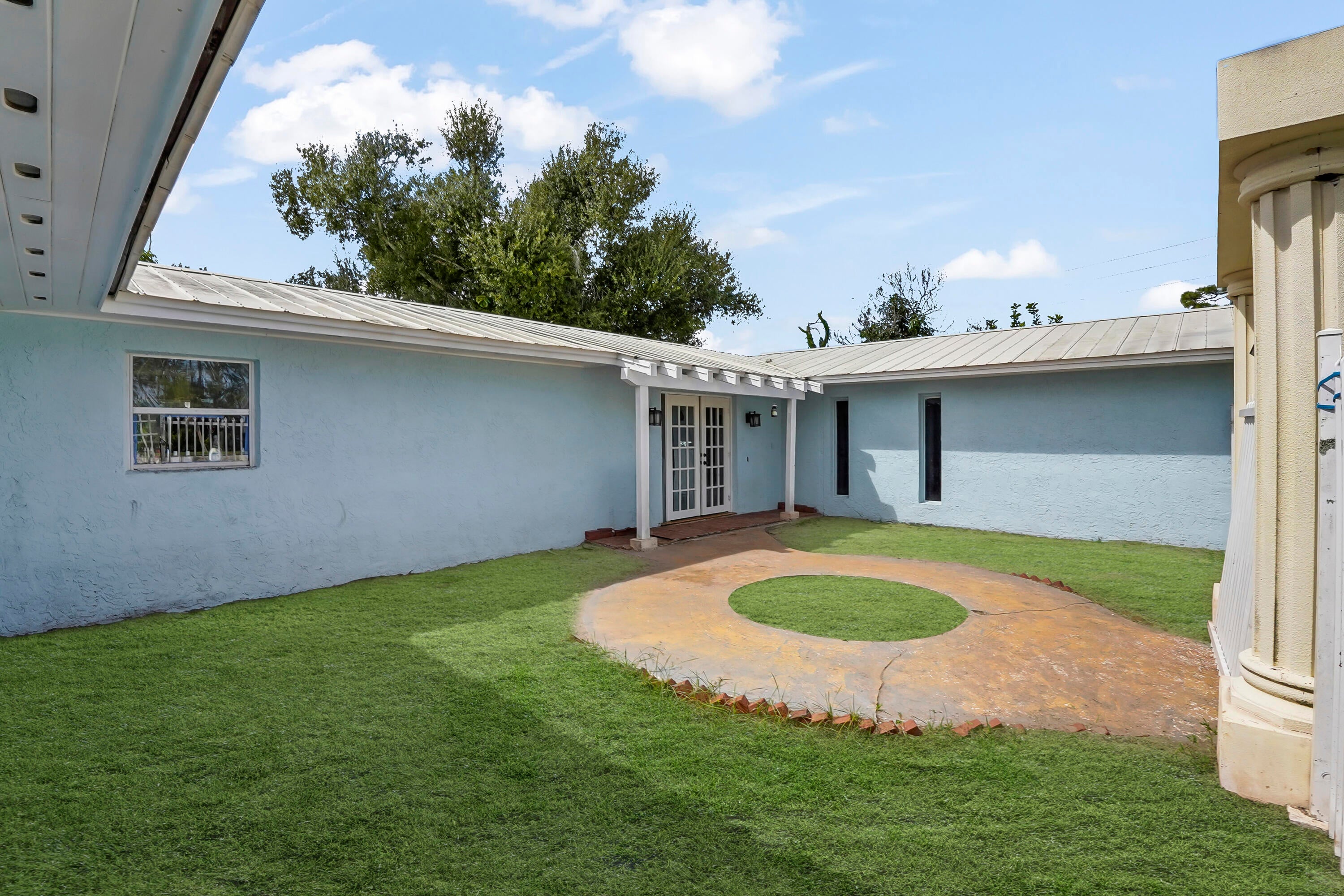 5917 Eastwood Drive