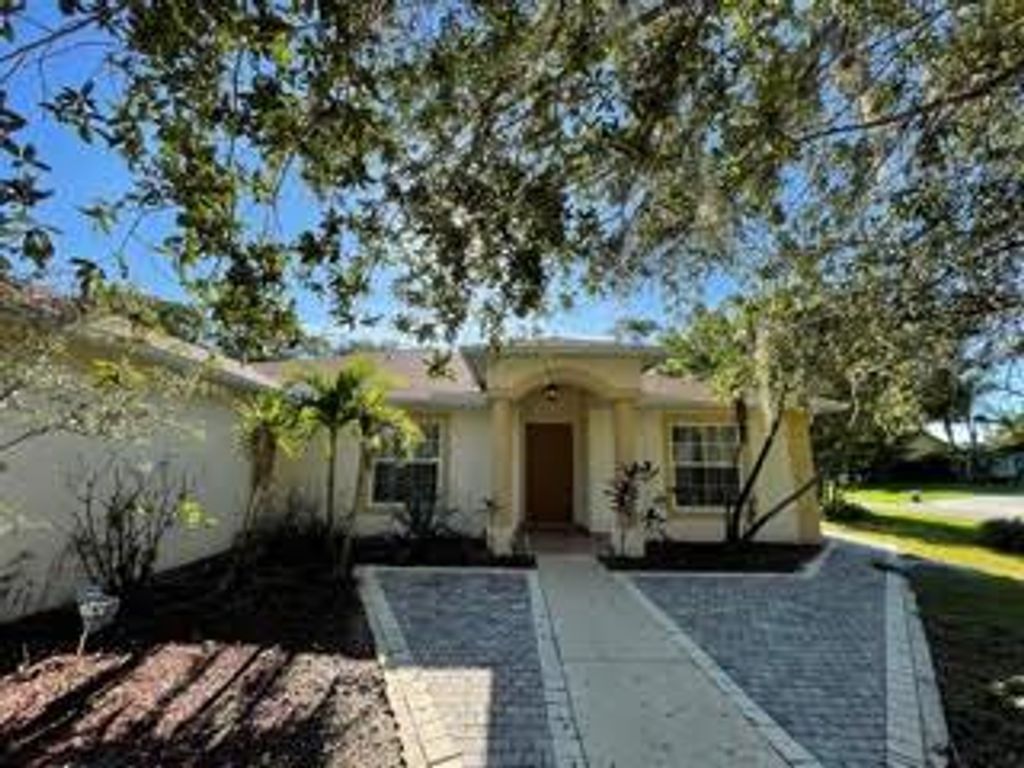 Photo of 750 SW Alton Circle, Port Saint Lucie, FL 34953 (MLS # R10747246)
