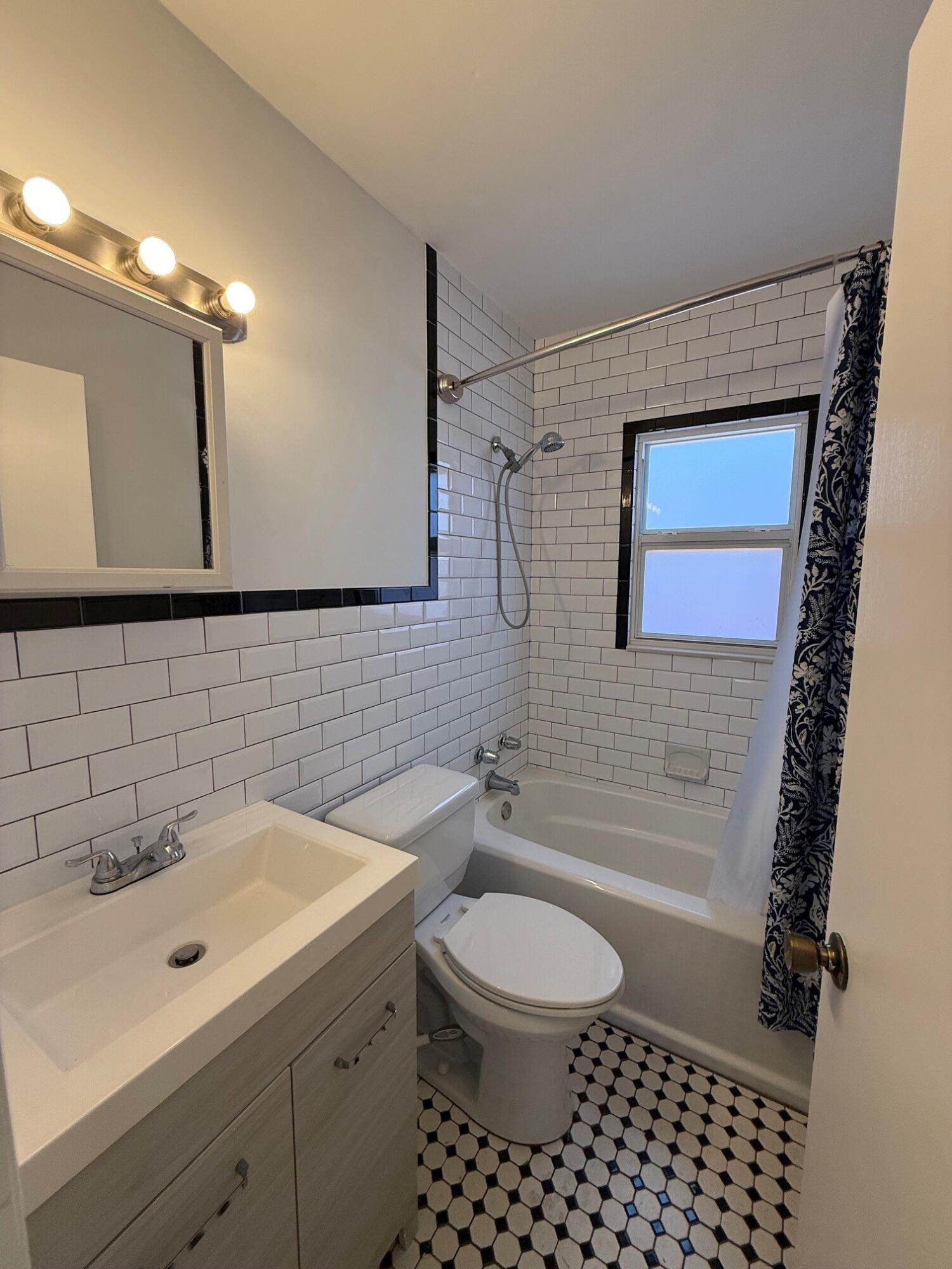 1837 Buchanan Street Front And Back