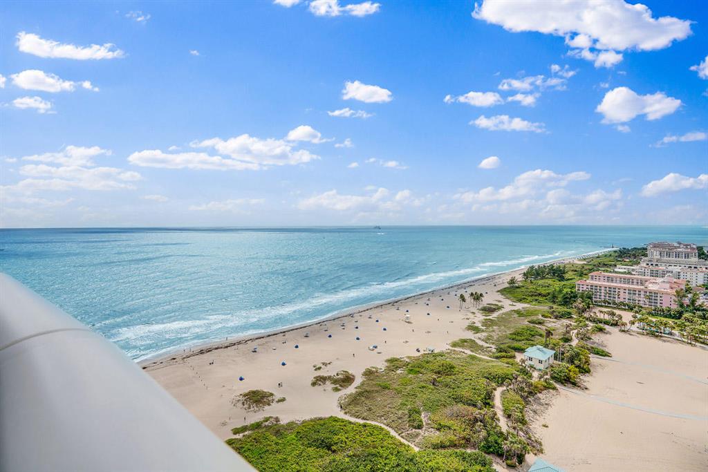 Ritz Carlton Residences - Residential