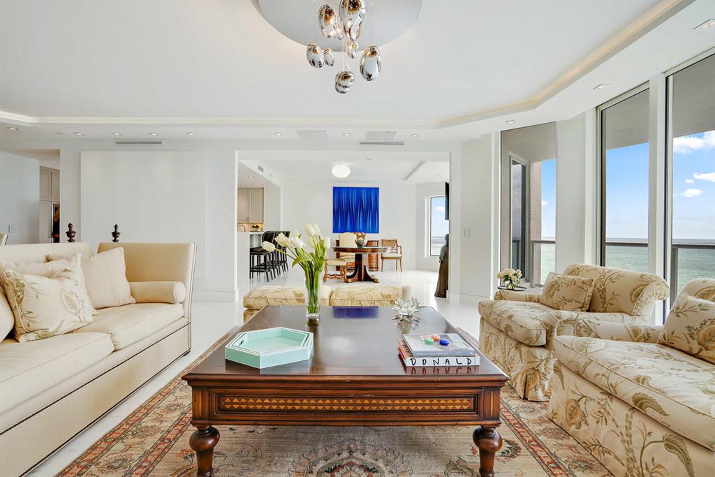 Ritz Carlton Residences - Residential