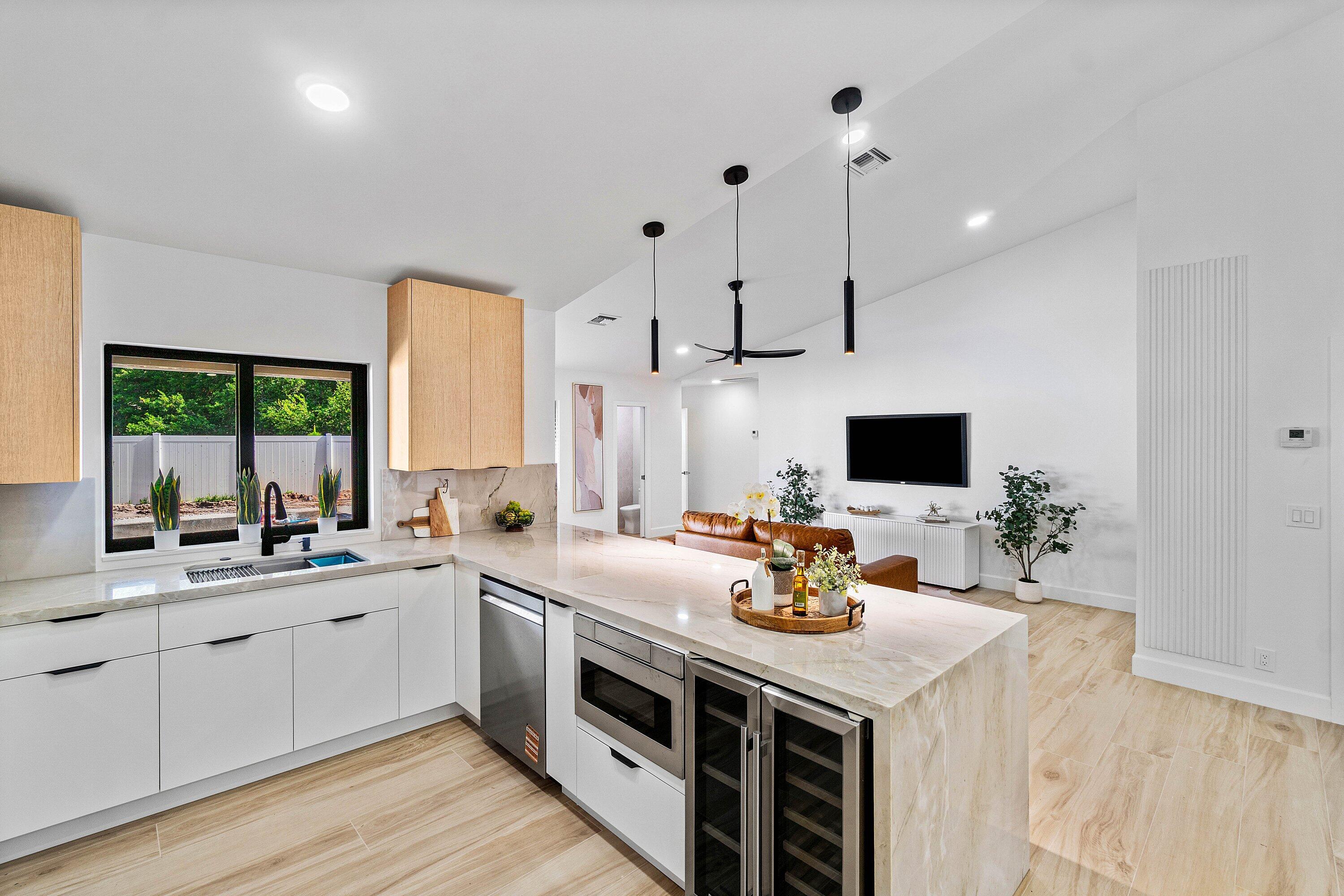 OAKMONT - Residential