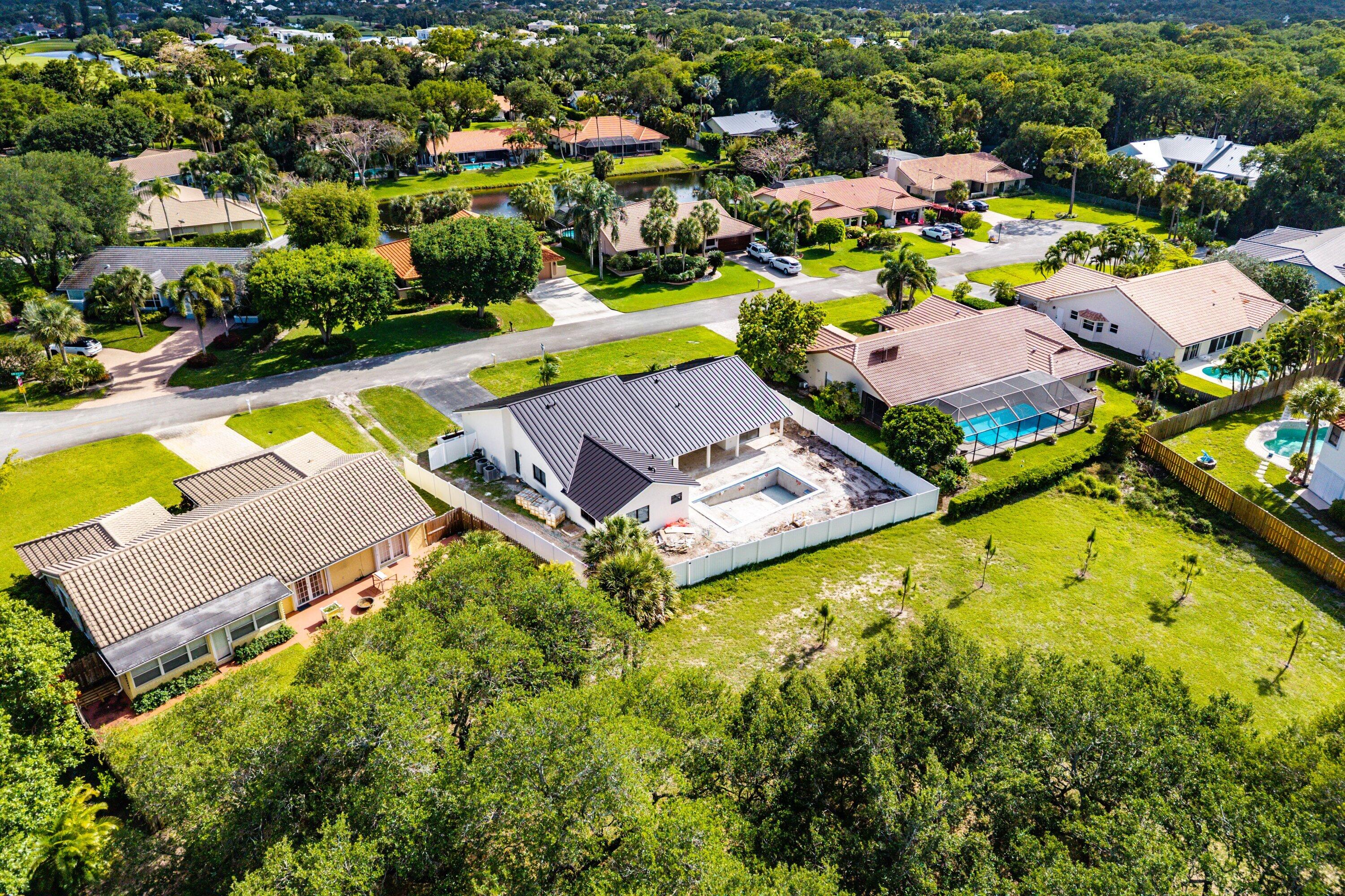 OAKMONT - Residential