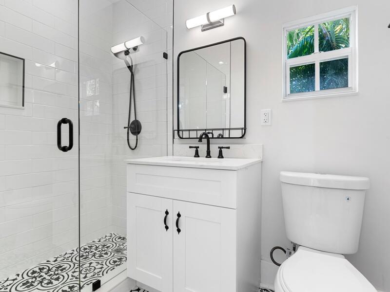 SOUTH PALM BEACH ESTATES - Residential Lease