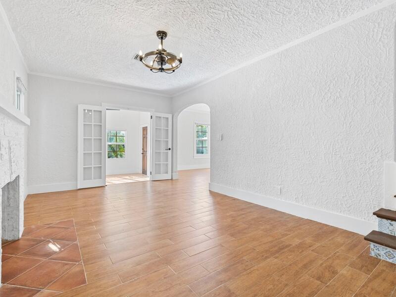 SOUTH PALM BEACH ESTATES - Residential Lease