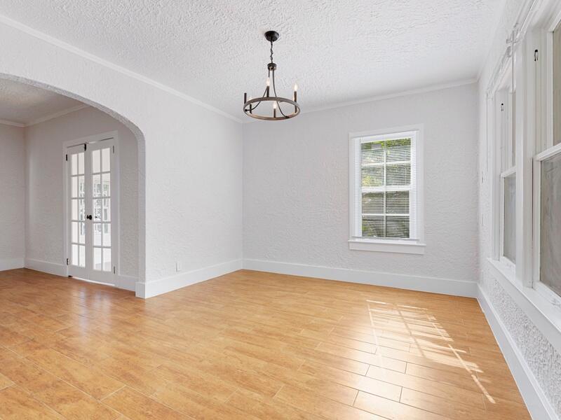 SOUTH PALM BEACH ESTATES - Residential Lease