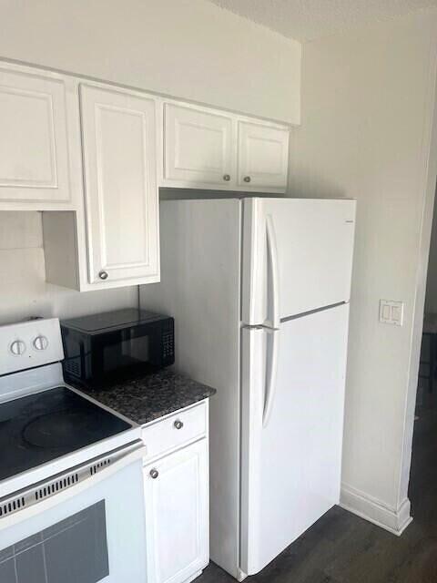 FT LAUDERDALE ESTATES - Residential Lease