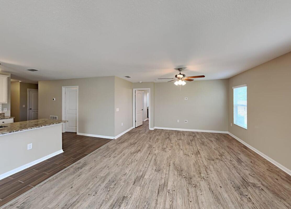 WOODCREST - Residential Lease