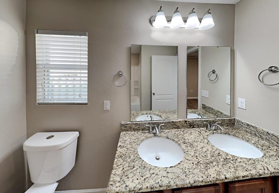 WOODCREST - Residential Lease