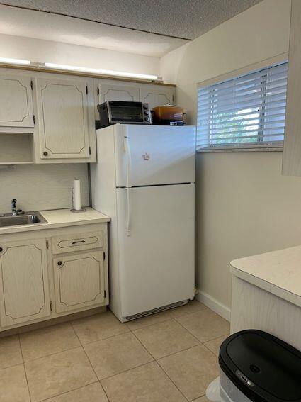 View photos, virtual tours, details... 2812 S Garden Drive 301