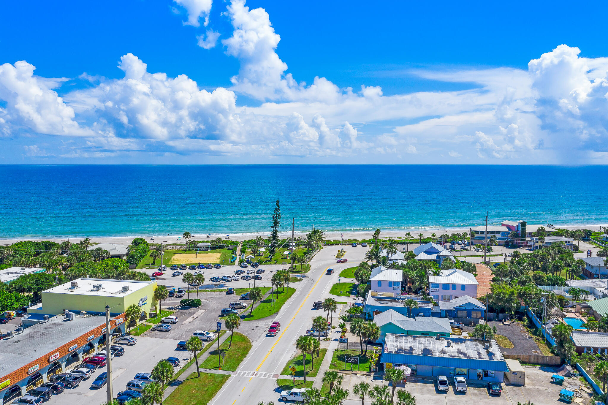 RIVERSIDE DRIVE - Residential