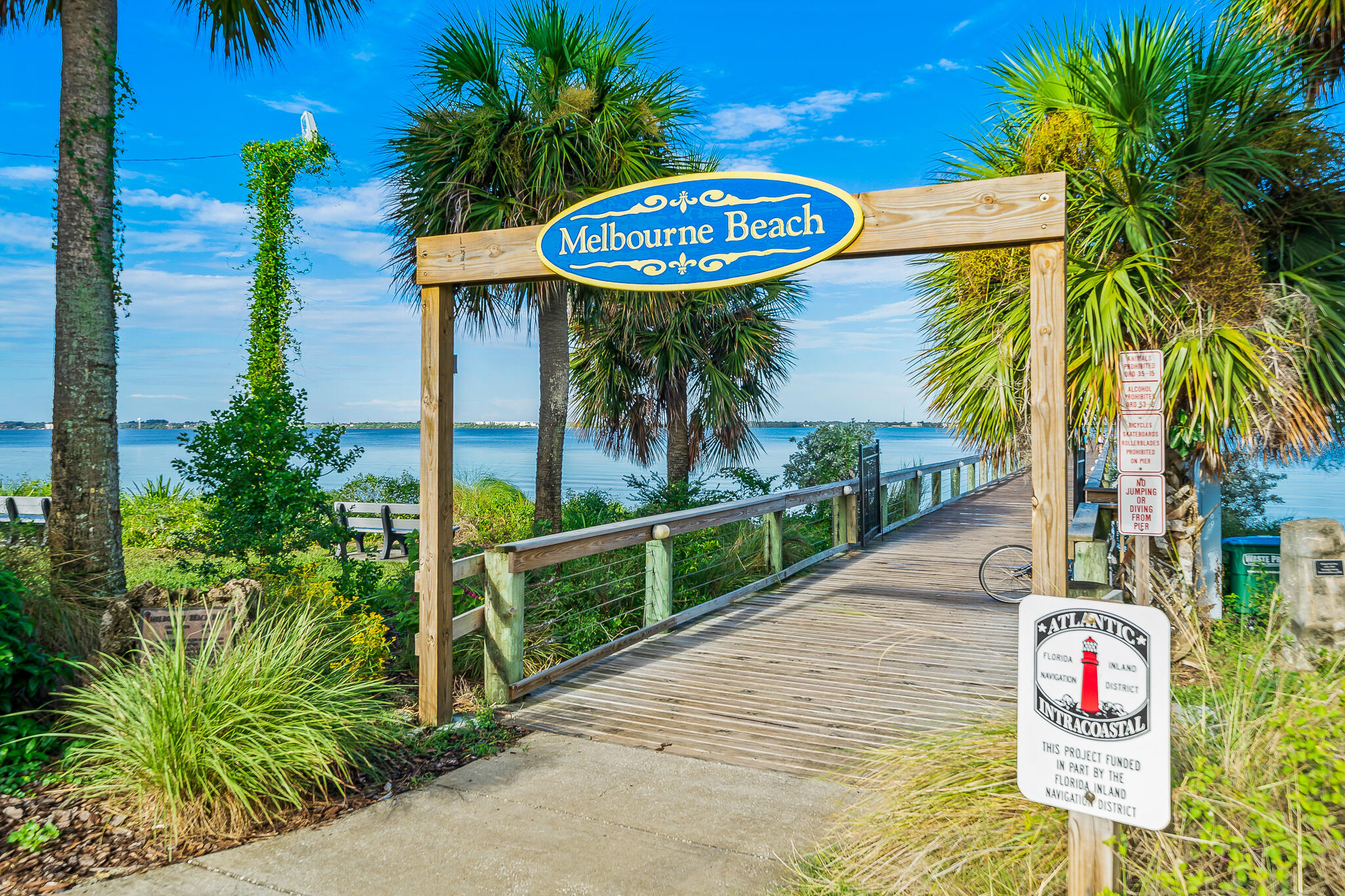 RIVERSIDE DRIVE - Residential