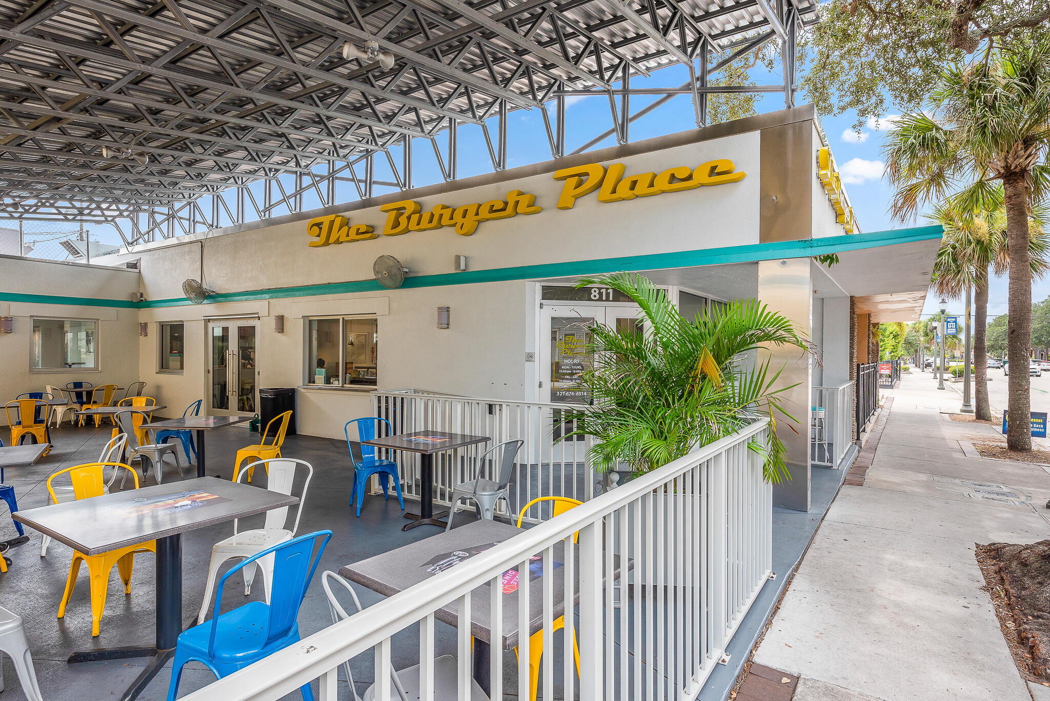 RIVERSIDE DRIVE - Residential