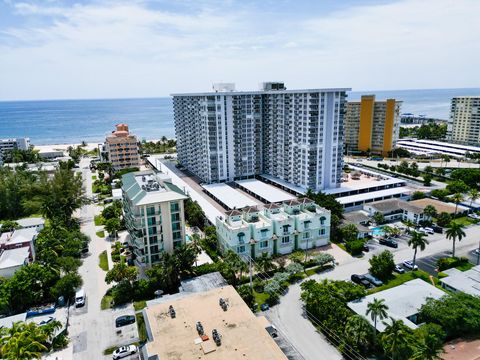 Tiny photo for 430 SUNSET Drive, Pompano Beach, FL 33062 (MLS # B26054537)