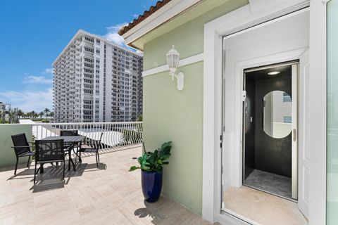 Tiny photo for 430 SUNSET Drive, Pompano Beach, FL 33062 (MLS # B26054537)