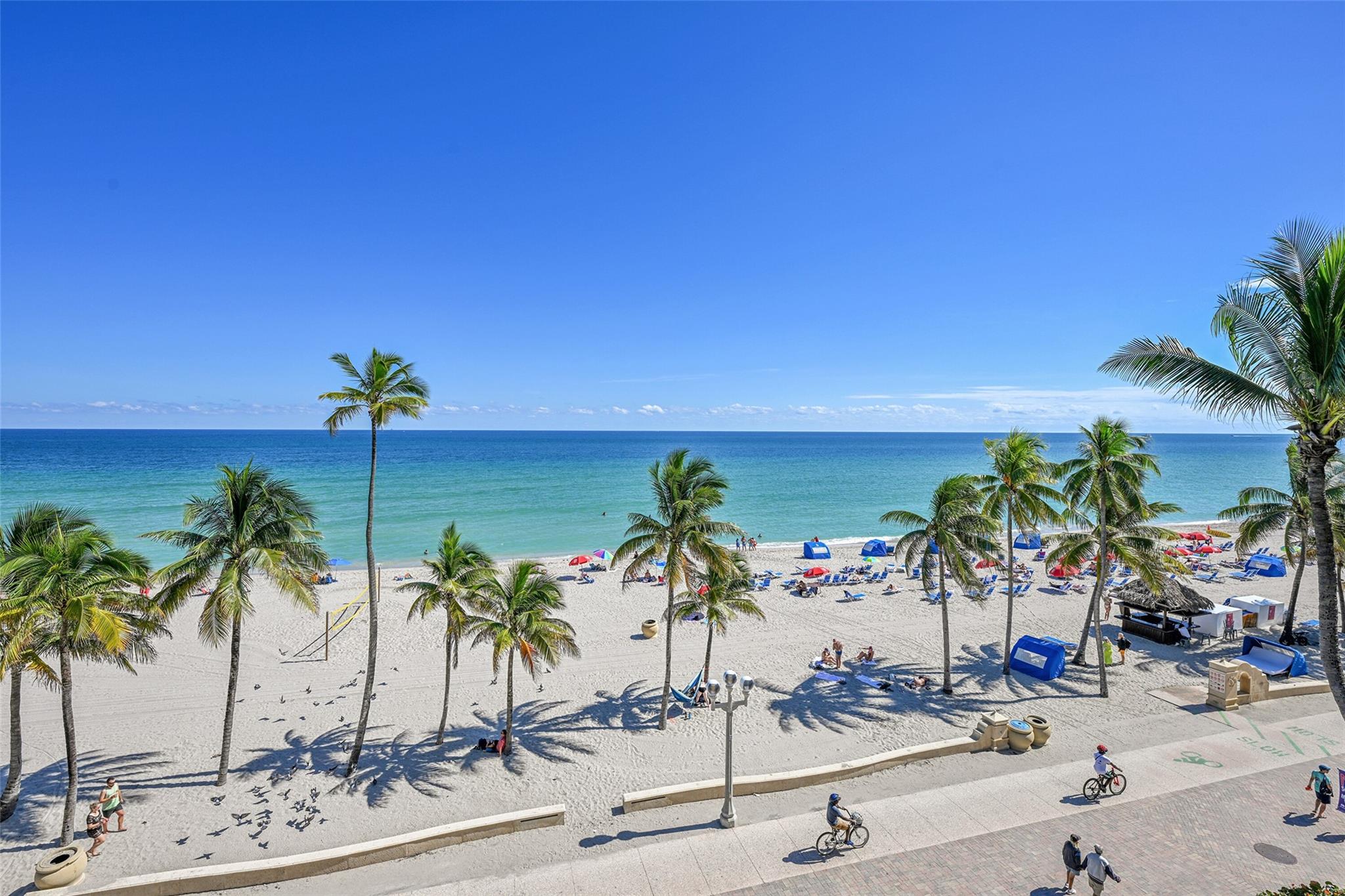 HOLLYWOOD OCEANFRONT - Residential