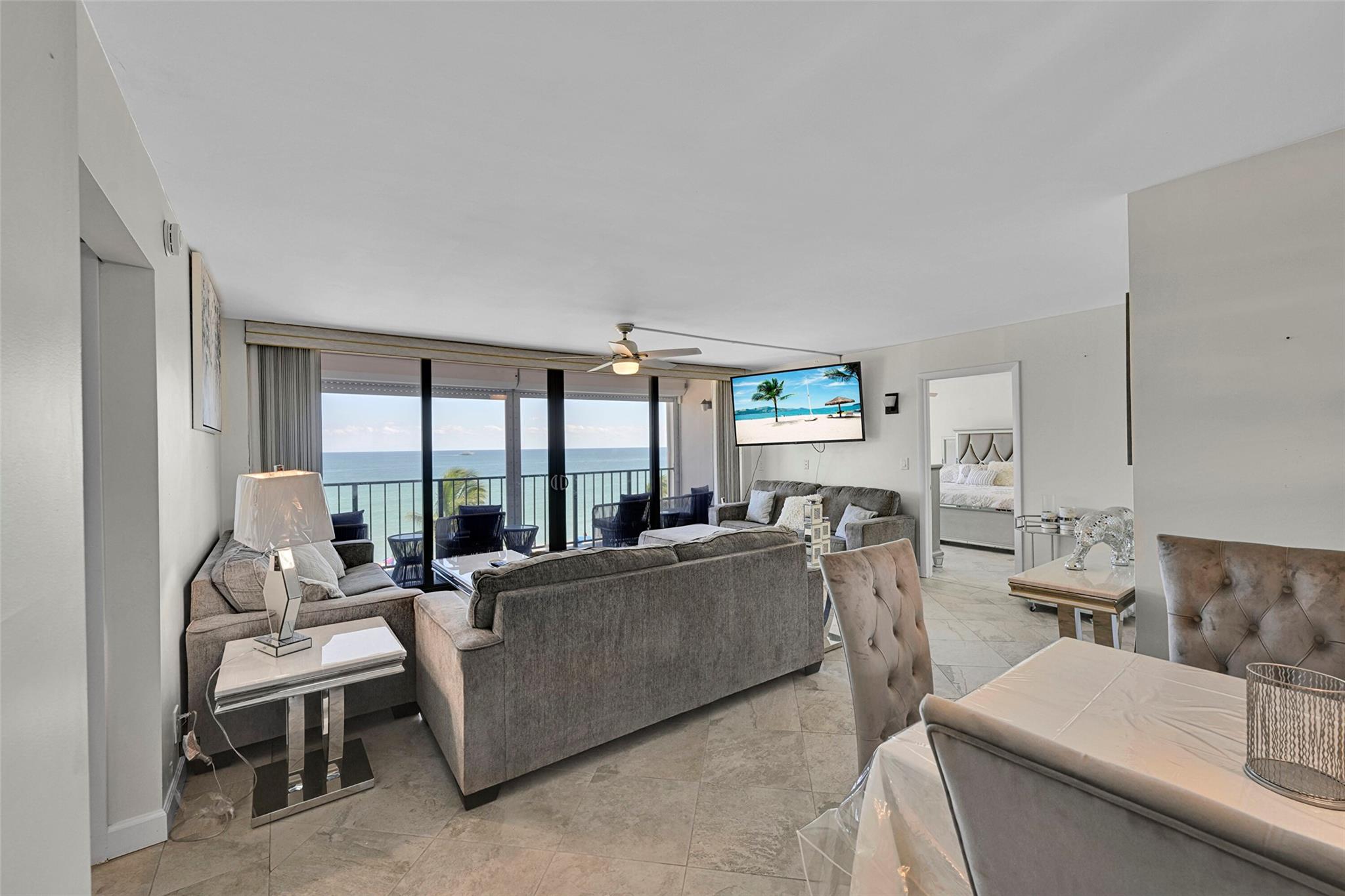 HOLLYWOOD OCEANFRONT - Residential