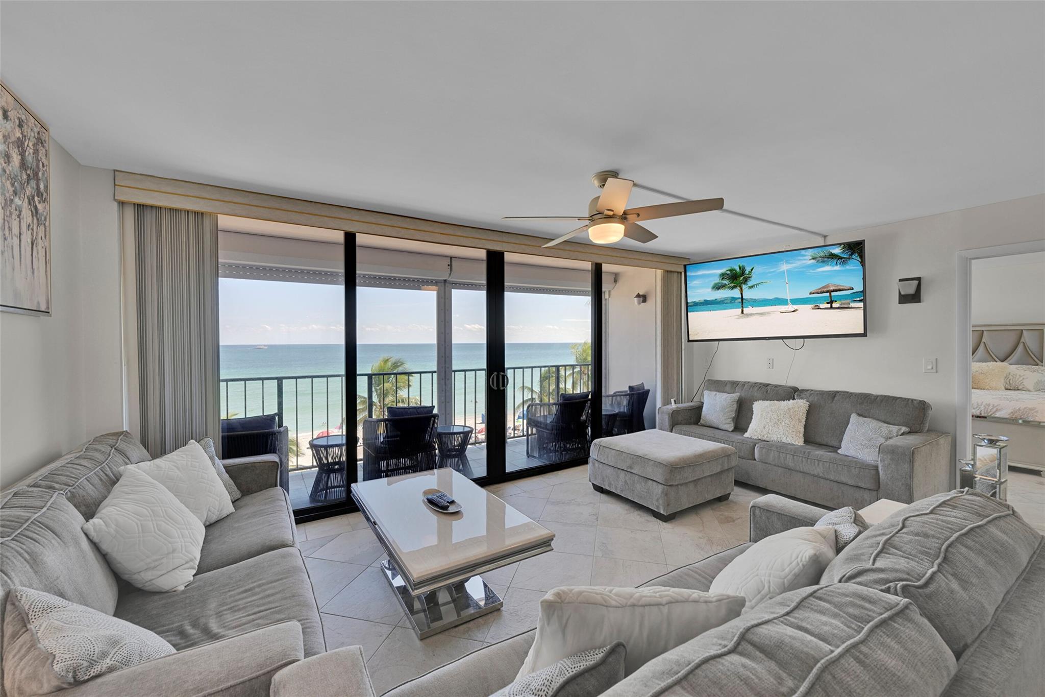 HOLLYWOOD OCEANFRONT - Residential