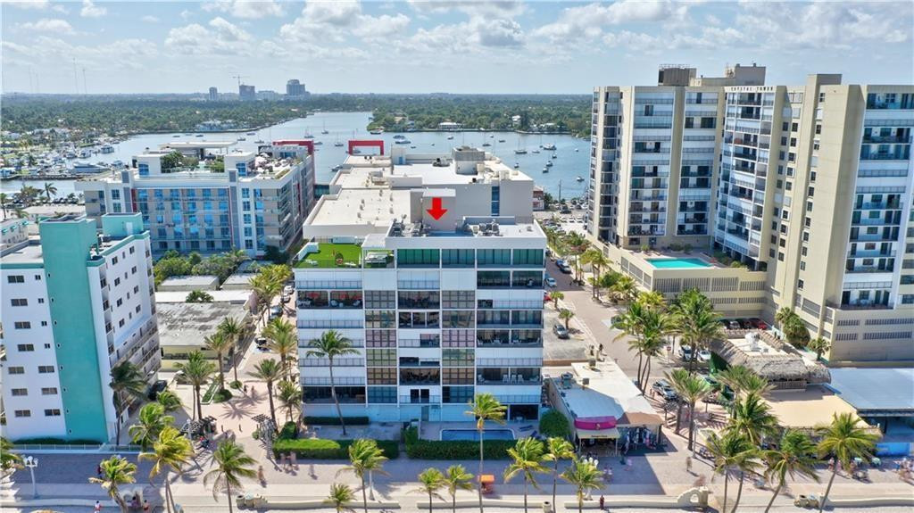 HOLLYWOOD OCEANFRONT - Residential