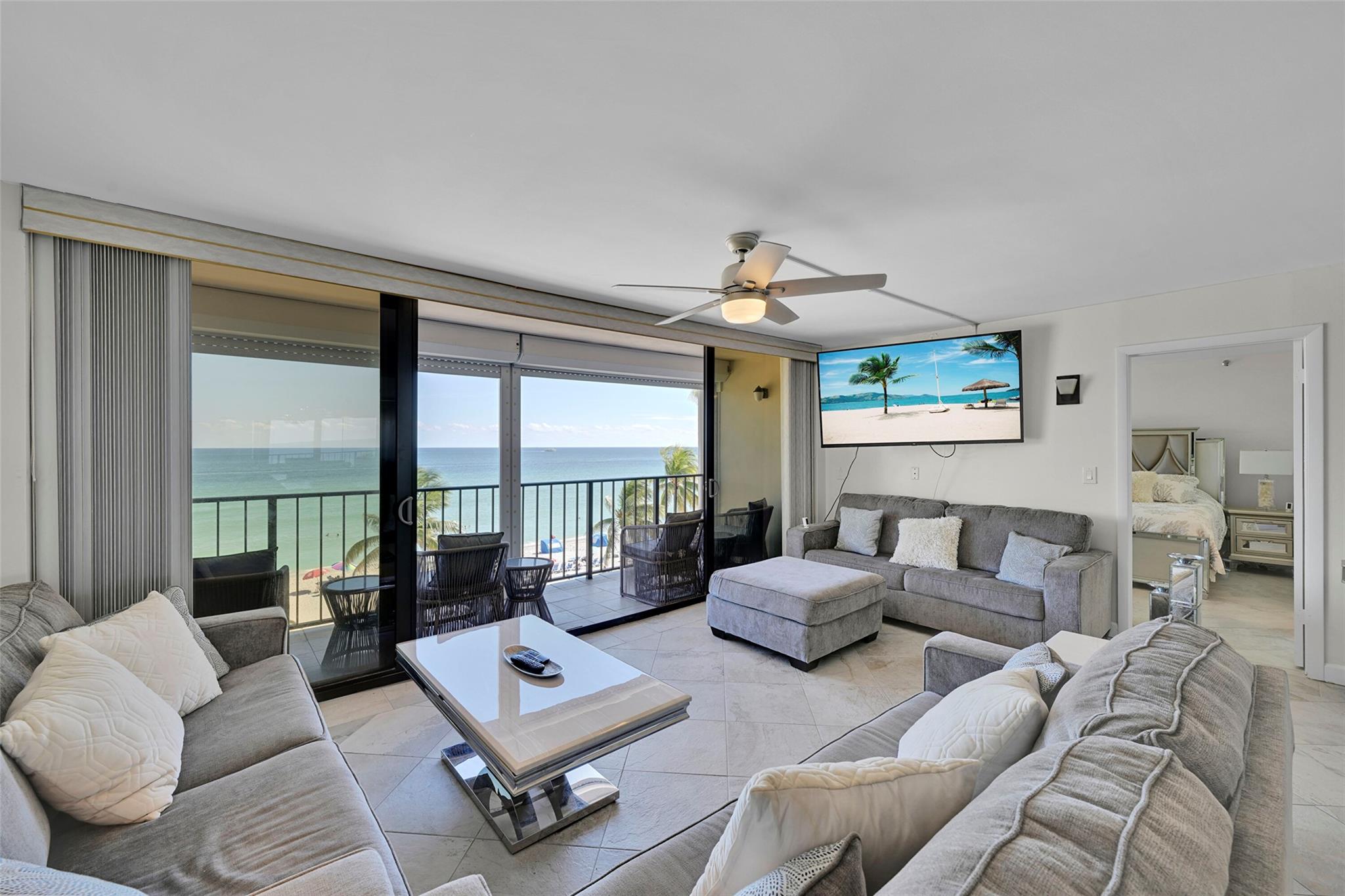 HOLLYWOOD OCEANFRONT - Residential