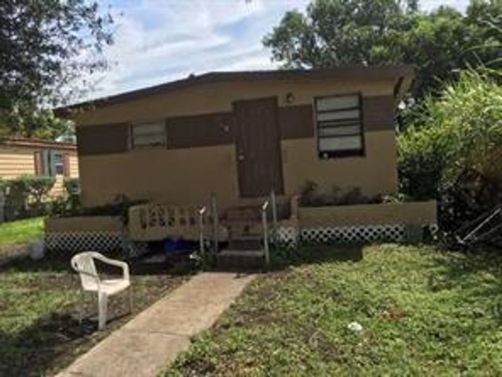 Photo of 841 Rickey Jackson Boulevard, Pahokee, FL 33476 (MLS # F10517747)