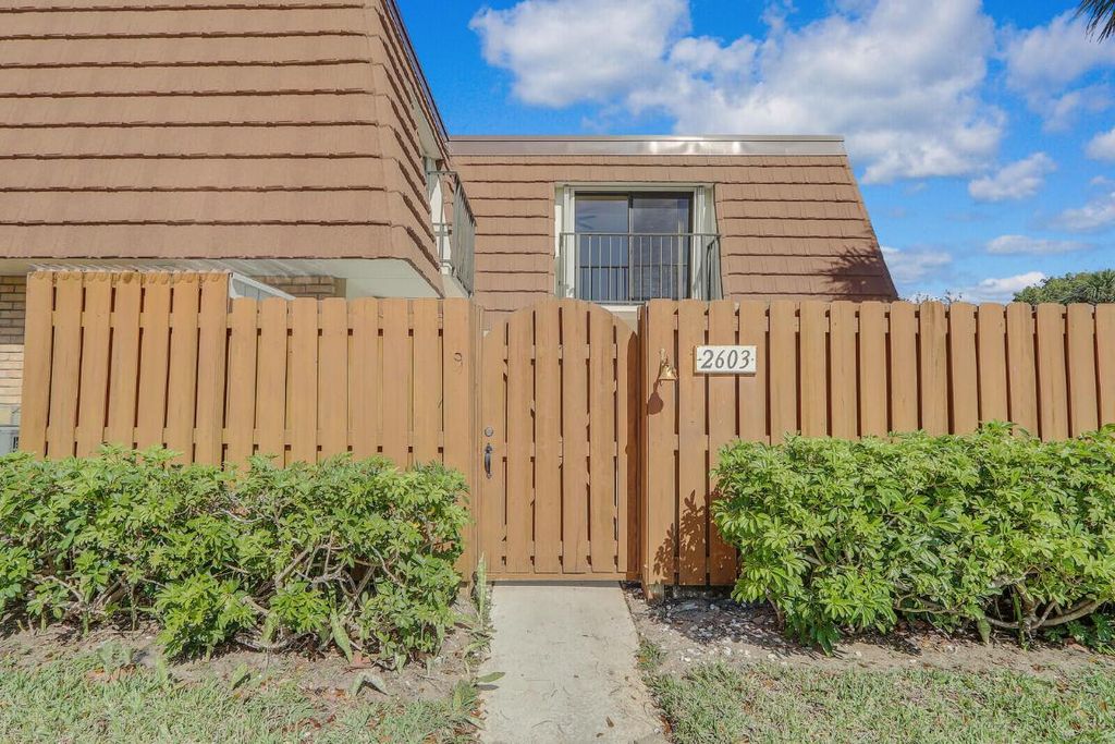 Photo of 2603 26th Court, Jupiter, FL 33477 (MLS # R10984408)