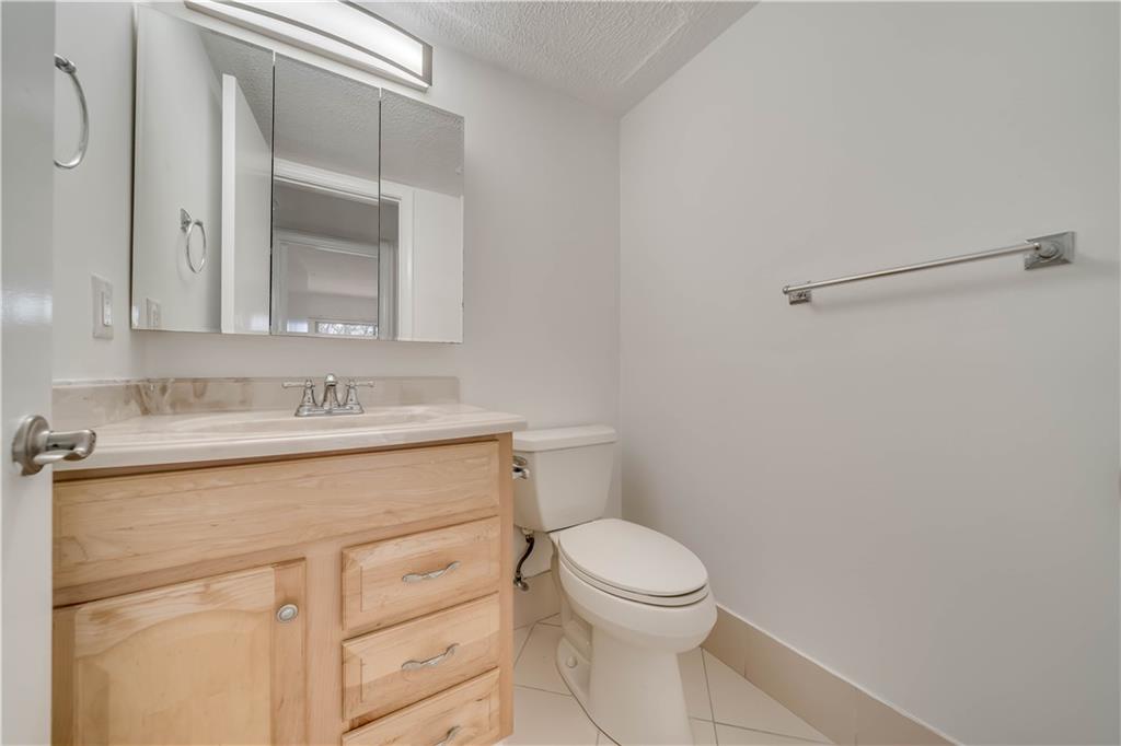 NEW HAMPTON C - Residential