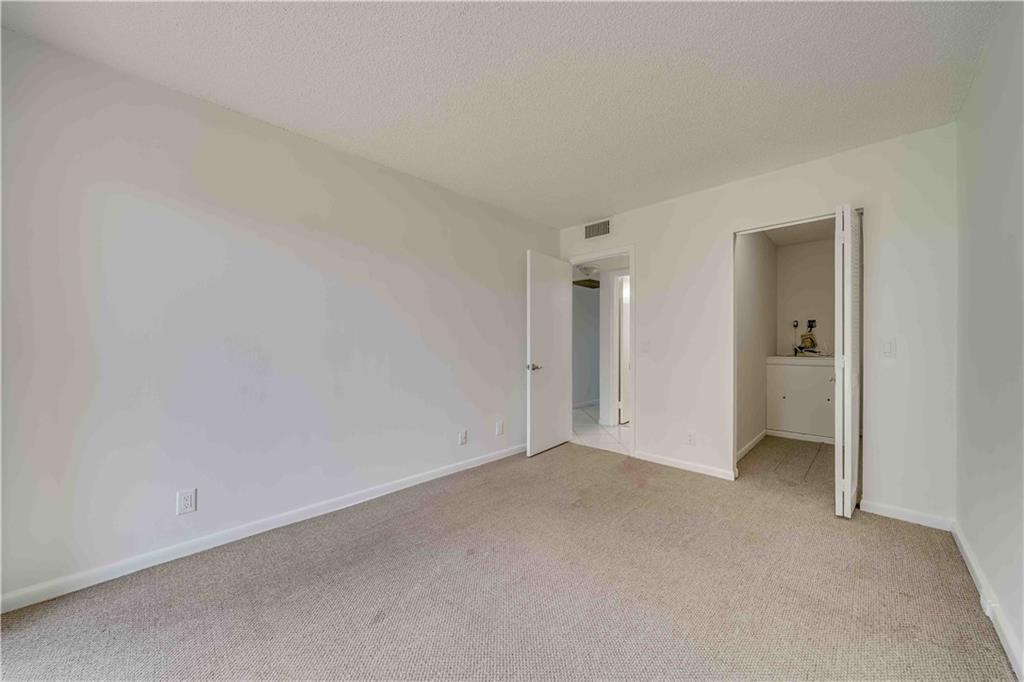 NEW HAMPTON C - Residential