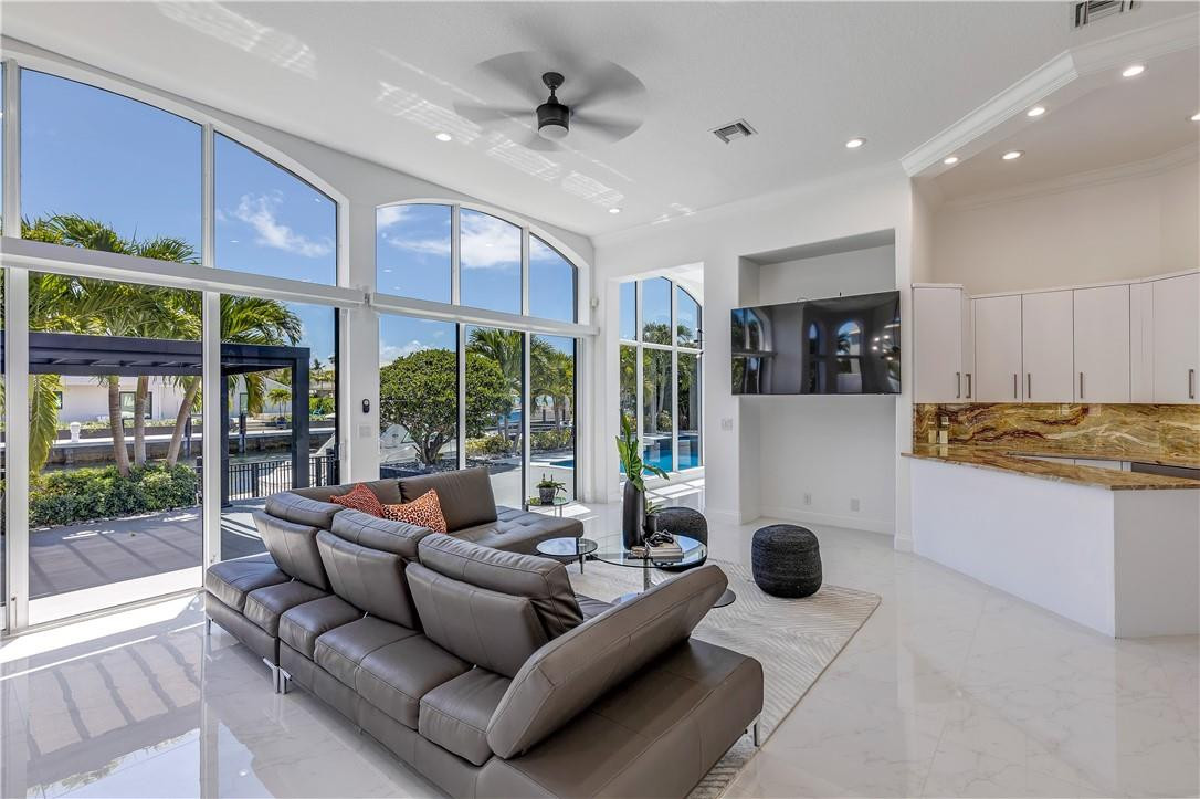 Venetian Isles 1st Sec 43 - Residential