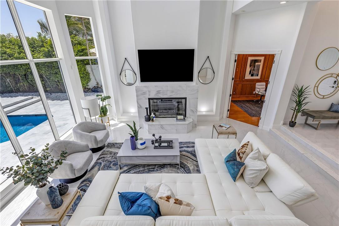 Venetian Isles 1st Sec 43 - Residential