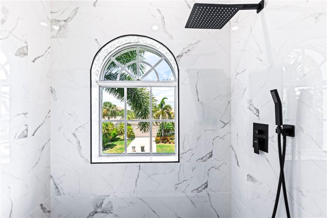 Venetian Isles 1st Sec 43 - Residential