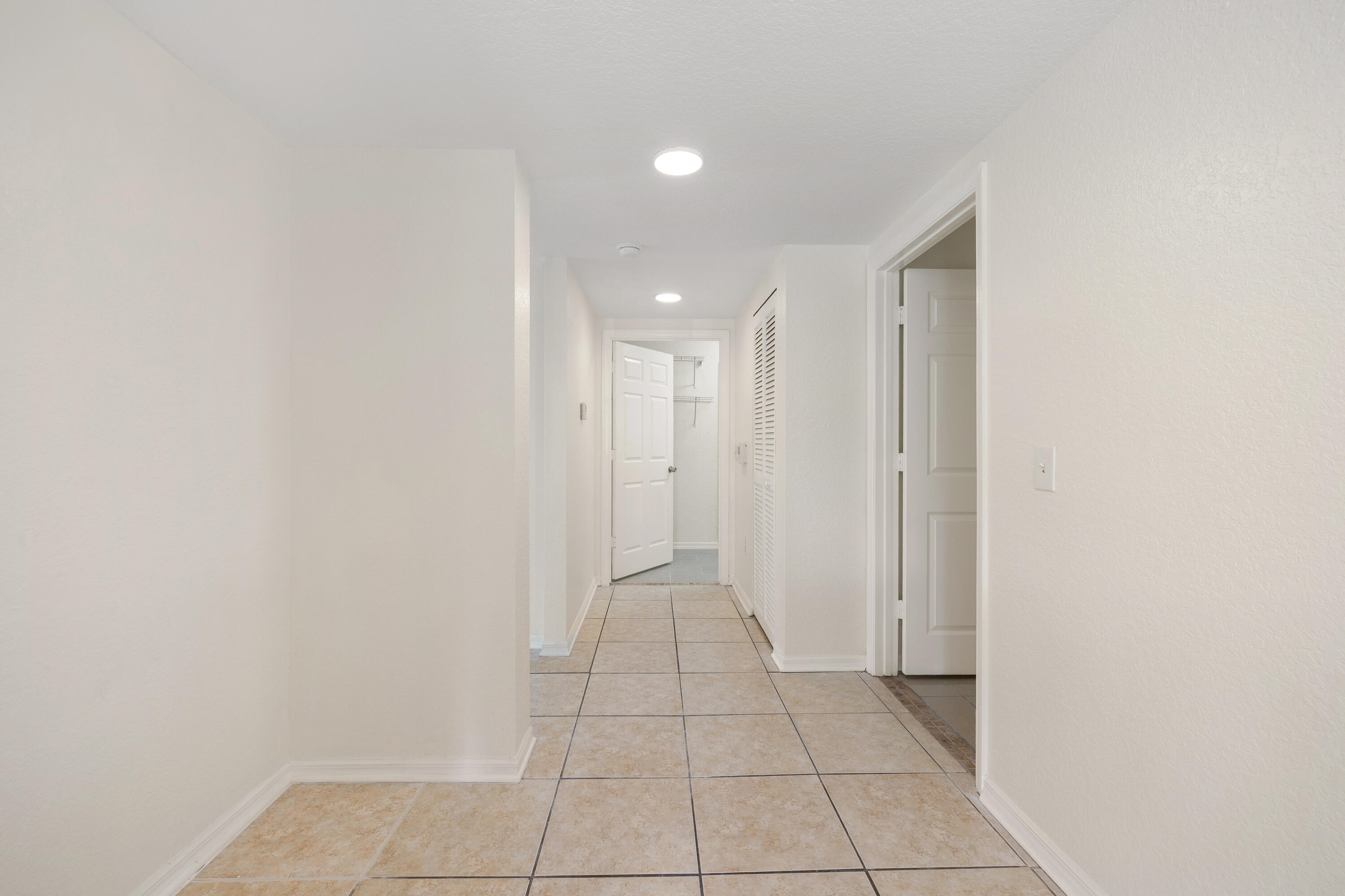 BELMONT AT NORTH LAUDERDALE - Residential Lease