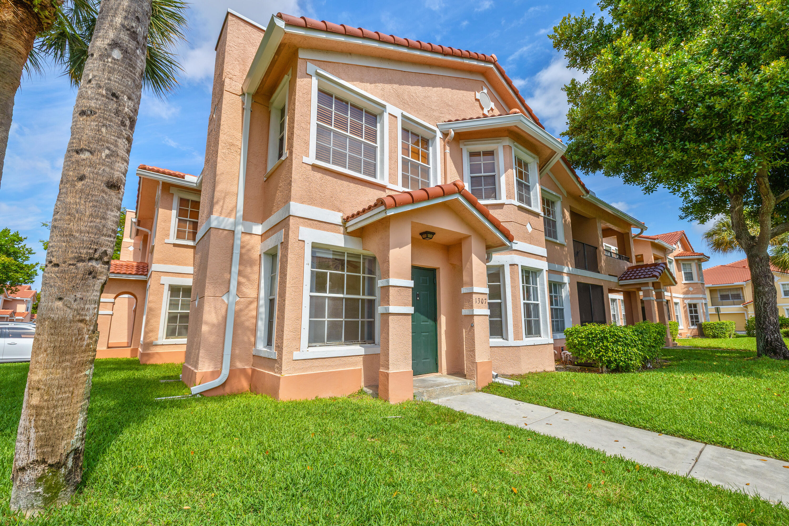 BELMONT AT NORTH LAUDERDALE - Residential Lease