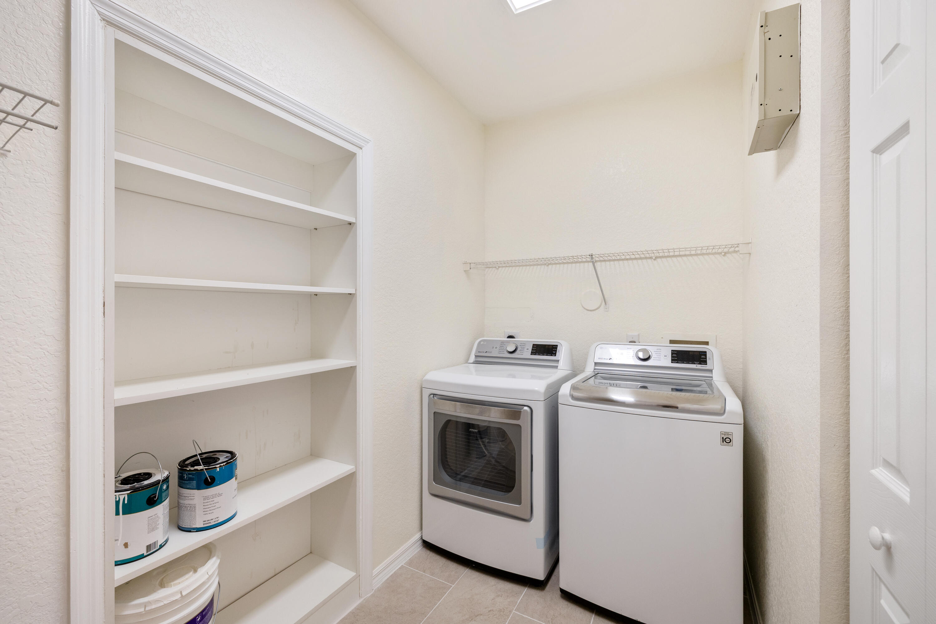 BELMONT AT NORTH LAUDERDALE - Residential Lease